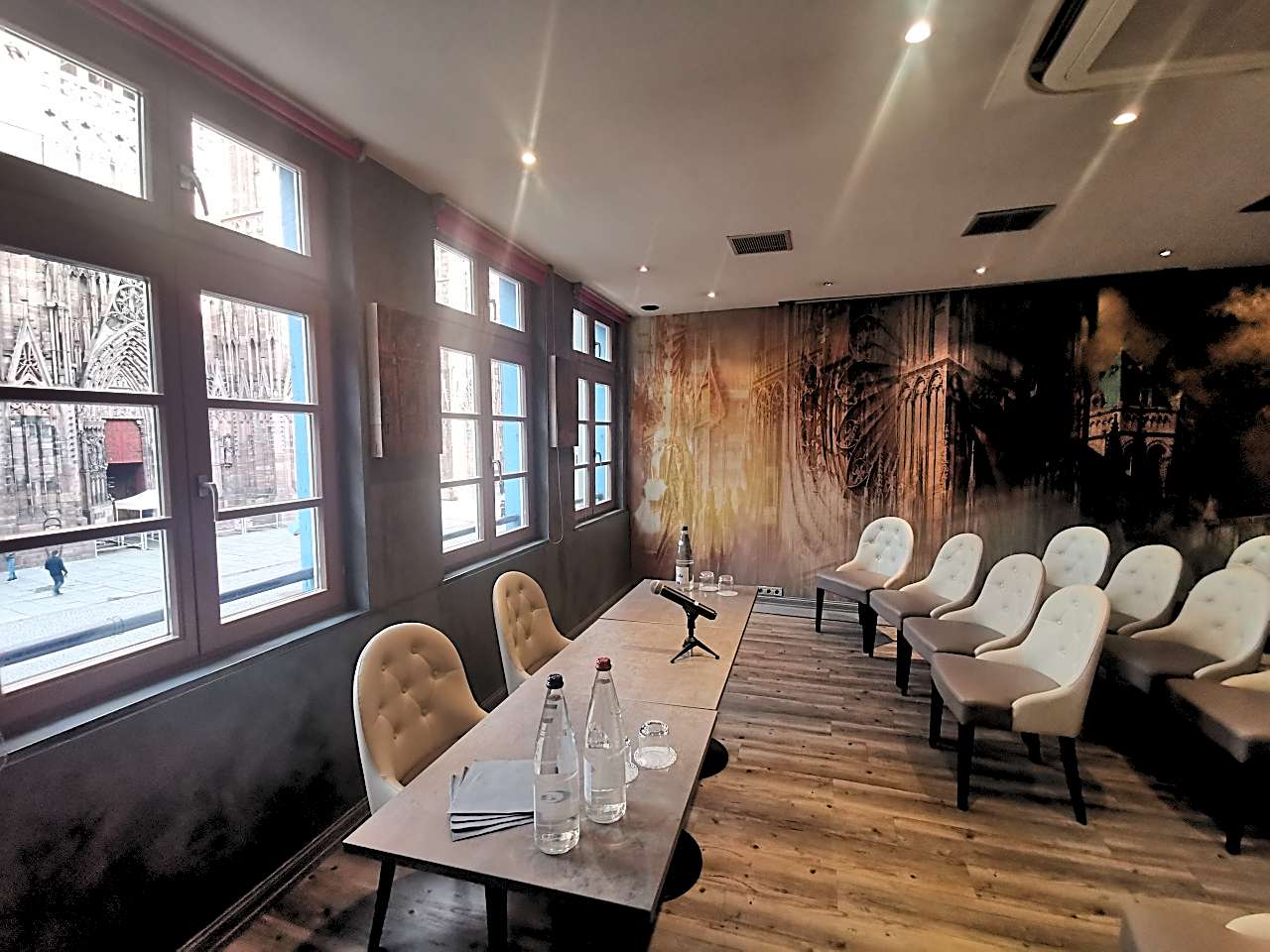 Meeting room prices - Hôtel Cathédrale